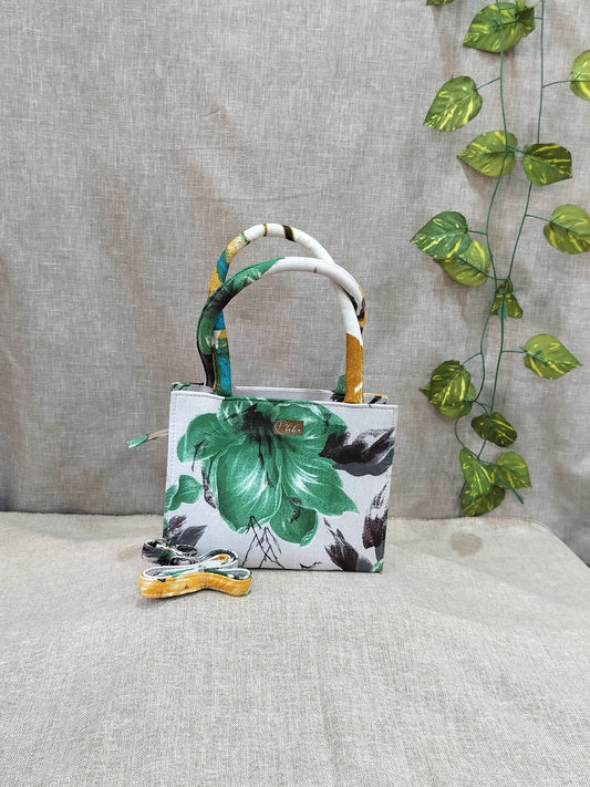 Green Daffodil Tiny Tote Bags